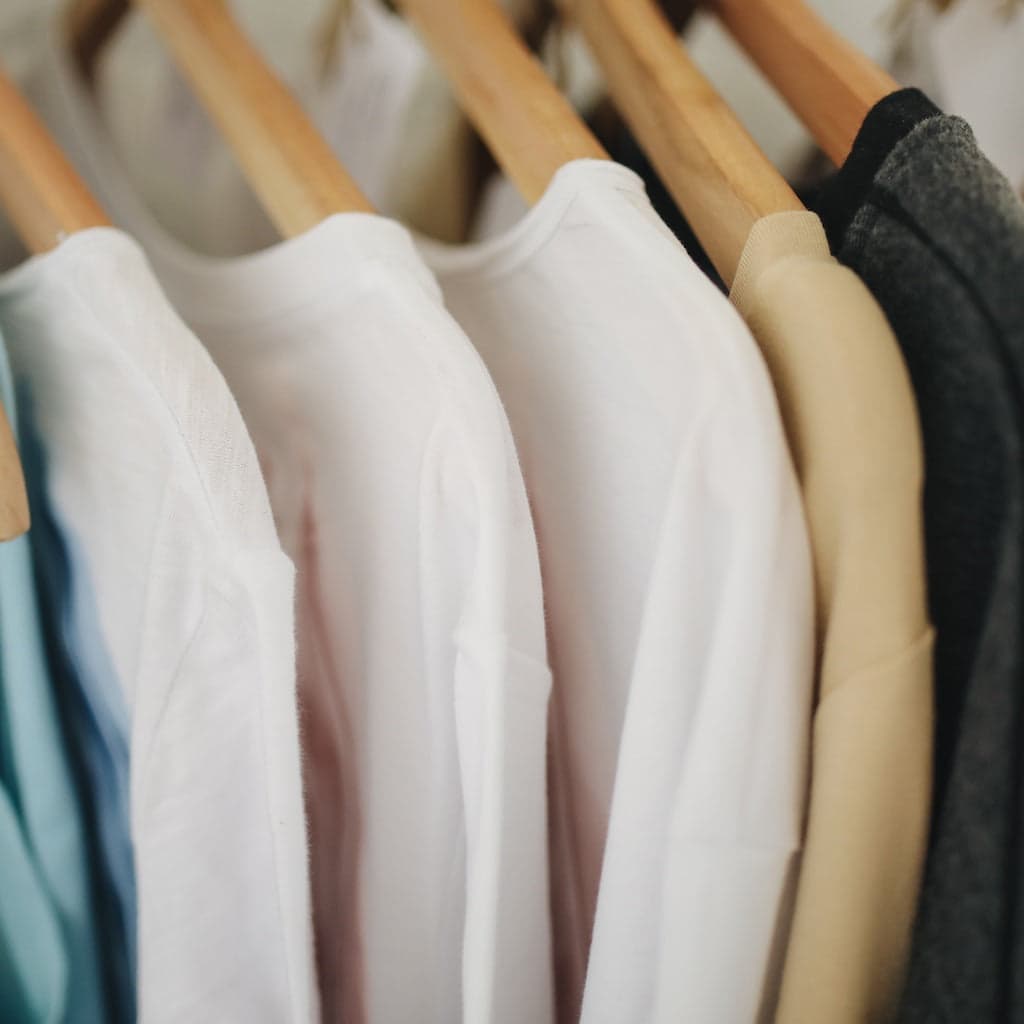 Apparel liquidation lots