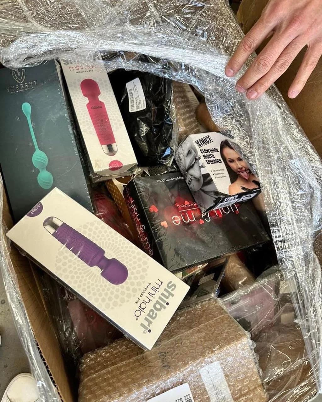 Adult novelty wholesale pallet — 100 pieces