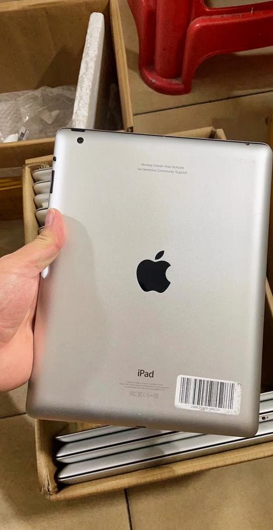 Apple iPad 4 pallet — 32GB units