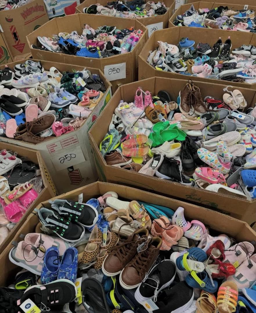 Kids' shoe pallet — assorted boxed pairs