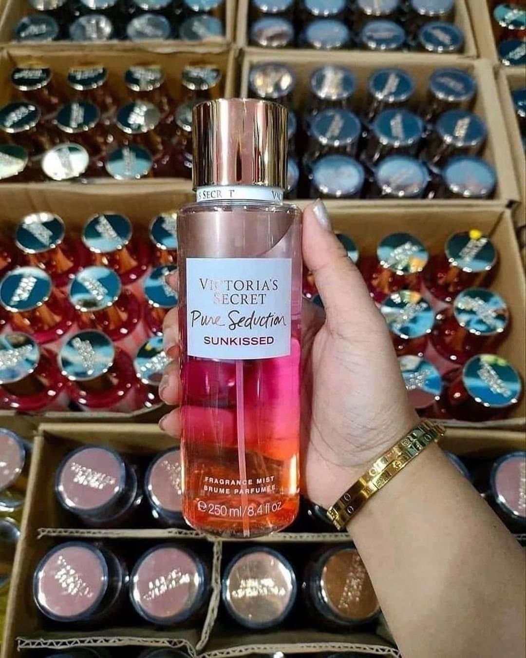 Victoria's Secret fragrance pallet — 300 units